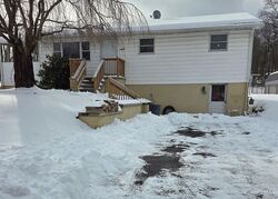 Pre-foreclosure in  VERMONT AVE Cumberland, MD 21502