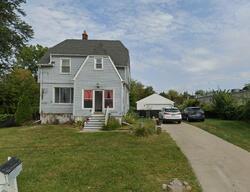 Pre-foreclosure in  YORKSHIRE ST Clinton Township, MI 48035