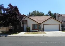 Pre-foreclosure in  N BUSH AVE Clovis, CA 93611