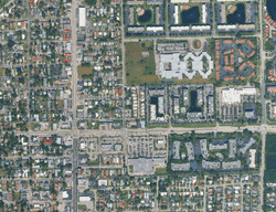 Pre-foreclosure in  SE 3RD AVE  Dania, FL 33004