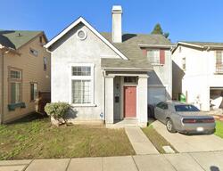  Village Cir, Oakland CA