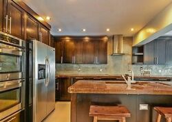 Pre-foreclosure in  NE 1ST AVE Miami, FL 33161