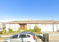 Pre-foreclosure in  ONACREST DR Los Angeles, CA 90043