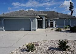 Pre-foreclosure in  SE 29th Ter Cape Coral, FL 33904
