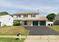 Pre-foreclosure in  Dogwood Ln Hazlet, NJ 07730