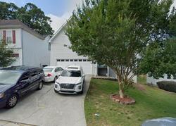 Pre-foreclosure in  Harbour Town Cv Fayetteville, GA 30215