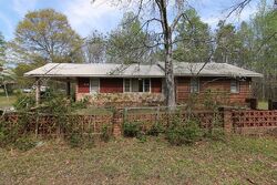  Landing Ct, Douglasville GA