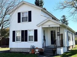  Walnut St, Auburn NY