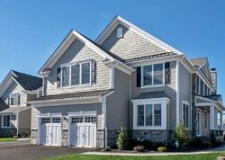 Pre-foreclosure in  Silent Nest Way Franklin Lakes, NJ 07417