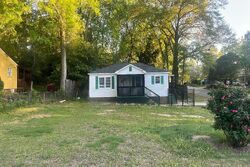 Pre-foreclosure in  Dale Dr Columbus, GA 31907
