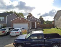 Pre-foreclosure in  Carey Ln Chesterton, IN 46304