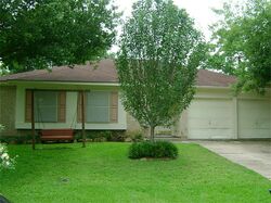 Pre-foreclosure in  Redstem Ct Dickinson, TX 77539