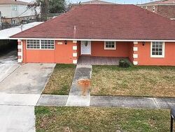  Rosetta Dr, Chalmette LA