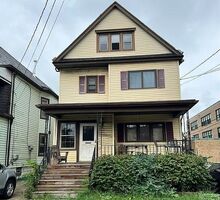 Pre-foreclosure in  Alamo Pl Buffalo, NY 14220