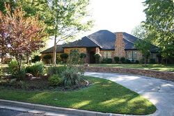 Pre-foreclosure in  Woodway Ct Kilgore, TX 75662