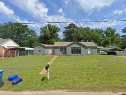  Blacknall Dr, Henderson TX