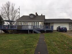 Pre-foreclosure in  Sinclair Ave Weirton, WV 26062
