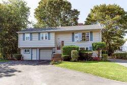 Pre-foreclosure in  Ames Rd Marblehead, MA 01945
