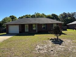 Pre-foreclosure in  Traci Dr Milton, FL 32583