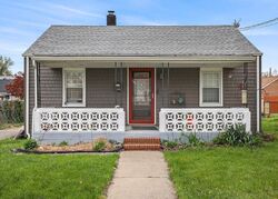 Pre-foreclosure in  3rd Ave Neptune, NJ 07753