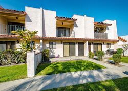 Pre-foreclosure in  Virginia Ave Unit 5 Bellflower, CA 90706