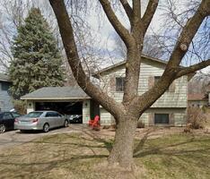 Pre-foreclosure in  Sandy Point Rd Eden Prairie, MN 55347
