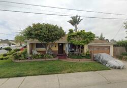 Pre-foreclosure in  Via Buena Vis San Lorenzo, CA 94580