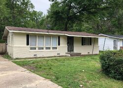 Pre-foreclosure in  Emerald Dr Jackson, MS 39212