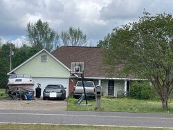 Pre-foreclosure in  Cal Kolola Rd Caledonia, MS 39740