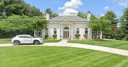 Pre-foreclosure in  Hidden Lakes Dr Belleville, IL 62226