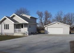 Pre-foreclosure in  E Capital Ave Grand Island, NE 68801