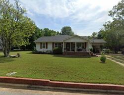 Pre-foreclosure in  45th St Phenix City, AL 36867