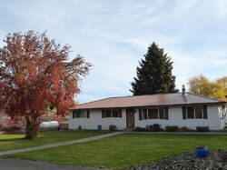 Pre-foreclosure in  Wilson Creek Ln Ellensburg, WA 98926
