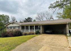 Pre-foreclosure in  Eatman Ave Eutaw, AL 35462