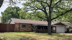 Pre-foreclosure in  Oakwood Ave Hurst, TX 76053