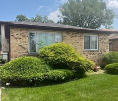  S Lincoln St, Riverdale IL