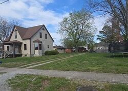  N 2nd St, New Baden IL