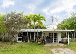 Pre-foreclosure in  Arbor Ridge Dr Fort Myers, FL 33908