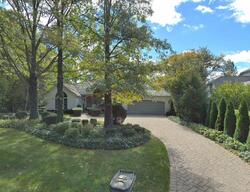 Pre-foreclosure in  81st St Willowbrook, IL 60527
