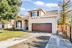 Pre-foreclosure in  David Ernest Ct Tracy, CA 95377
