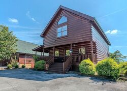 Pre-foreclosure in  Stockton Dr Sevierville, TN 37876