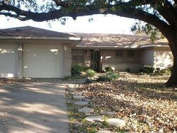Pre-foreclosure in  Templeton St Greenville, TX 75401