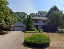 Pre-foreclosure in  Tomahawk Cir Saunderstown, RI 02874