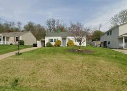 Pre-foreclosure in  Sherwood Rd Bethel Park, PA 15102