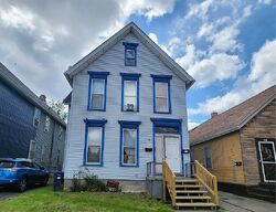 Pre-foreclosure in  14th St Buffalo, NY 14213