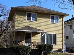 Cedar St Ne, Grand Rapids MI