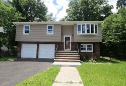 Pre-foreclosure in  Vine St Roselle, NJ 07203