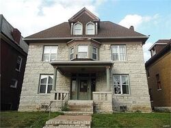 Pre-foreclosure in  RAYMOND AVE Saint Louis, MO 63113