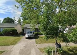 Pre-foreclosure in  Gallery St Columbus, OH 43230