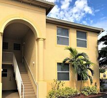 Pre-foreclosure in  Bellasol Cir  Fort Myers, FL 33916